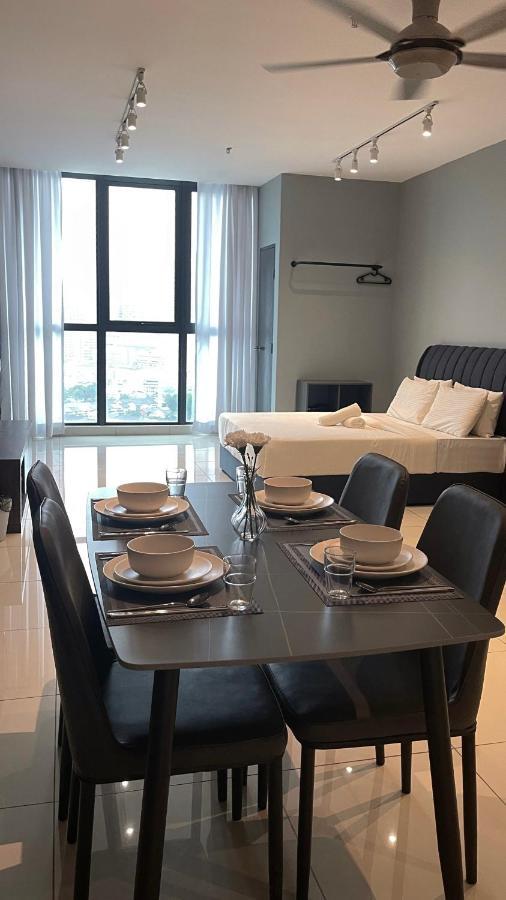 Atria Sofo Suites - بيتالينغ جايا المظهر الخارجي الصورة