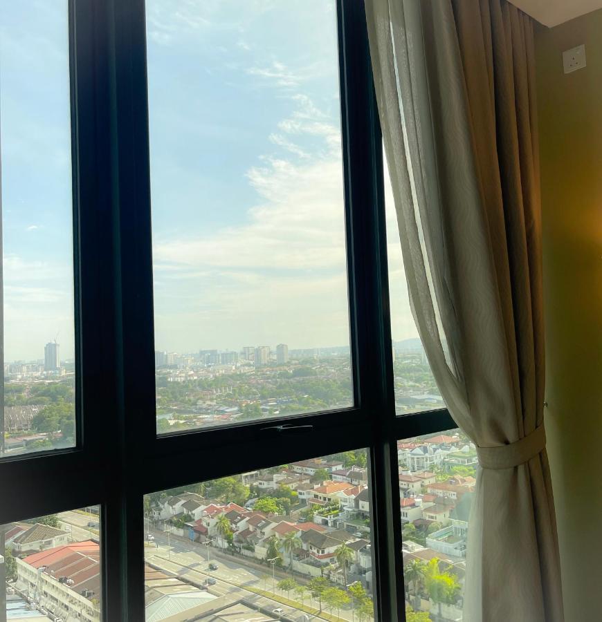 Atria Sofo Suites - بيتالينغ جايا المظهر الخارجي الصورة