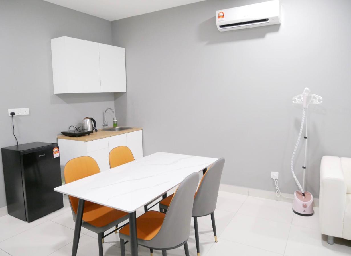 Atria Sofo Suites - بيتالينغ جايا المظهر الخارجي الصورة